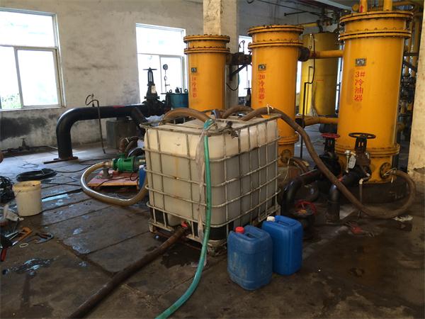 汽轮机冷油器化学清洗中.JPG